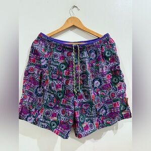 WEEKENDS Men's Multicolor Pattern Athletic Shorts — Purple & Pink Pattern